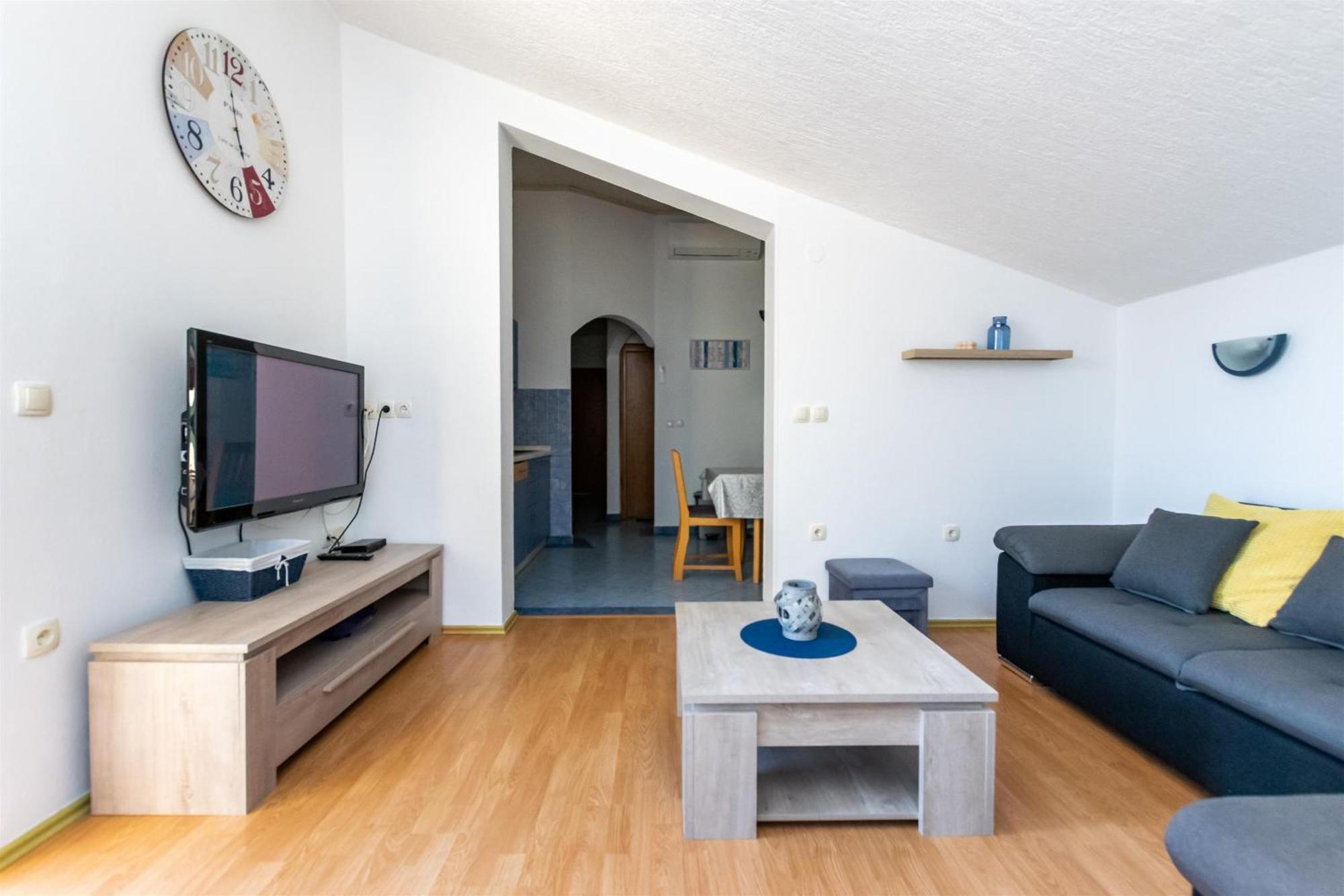 Apartments Miranda Lopar Bagian luar foto